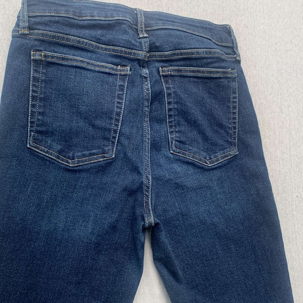 FREE ASSEMBLY Blue Straight Leg Jeans with Classic Style - Picture 13 of 15